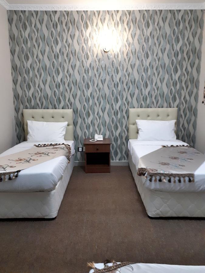 Royal Garden Hotel Dubai Esterno foto