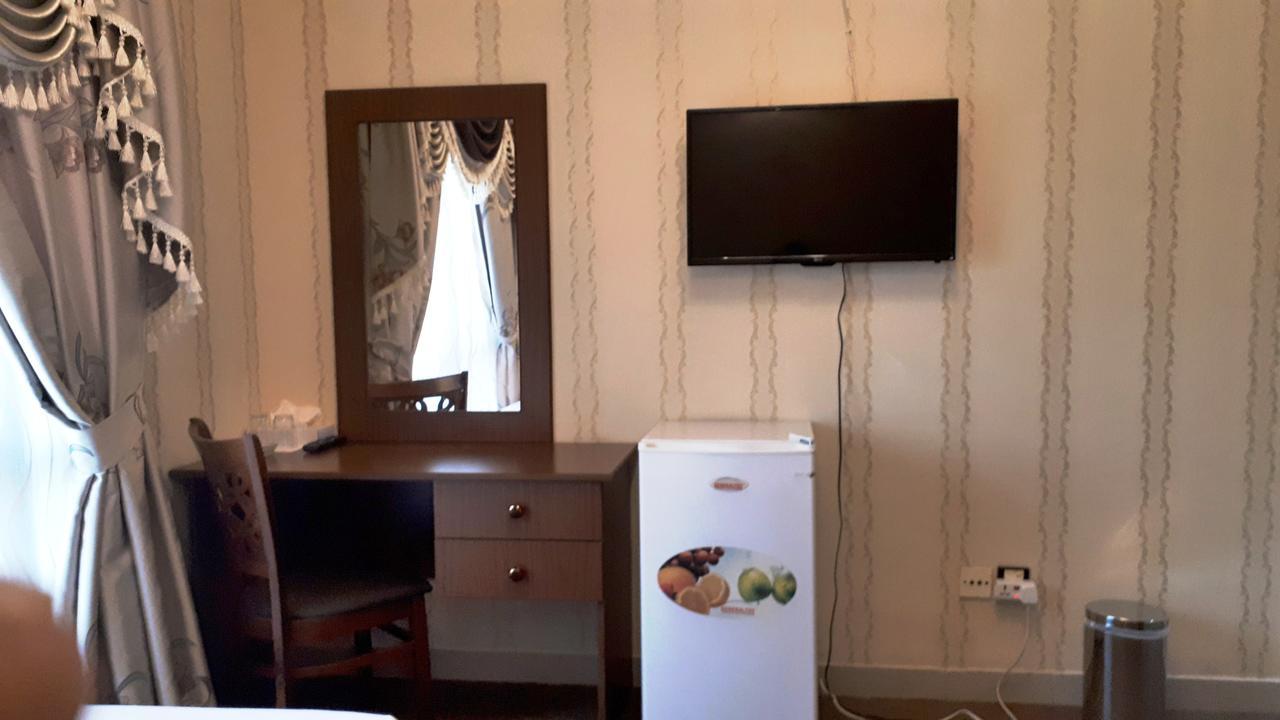 Royal Garden Hotel Dubai Esterno foto